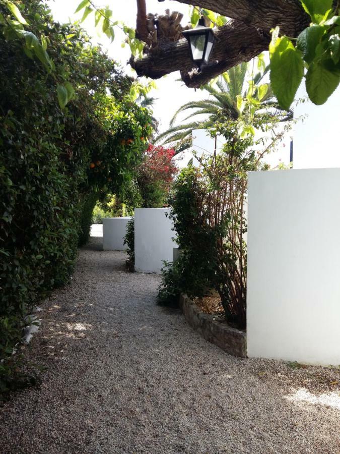Bungalows Ingrid トロン エクステリア 写真
